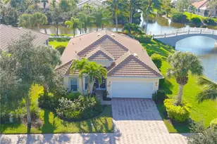 28582 Guinivere Way, Bonita Springs, FL 34135 - Photo 30