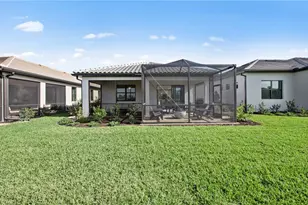 2133 Seville Ln, Naples, FL 34120 - Photo 4