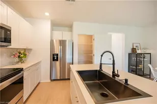15480 Wildflower Cir, Naples, FL 34119 - Photo 8