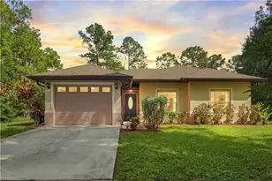 590 6th St NE, Naples, FL 34120 - Photo 4