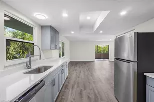1284 Rainbow Ct, Naples, FL 34110 - Photo 10