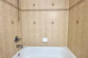 1370 Mariposa Cir, Naples, FL 34105 - Photo 24