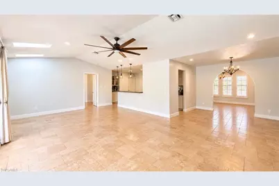 1089 Nottingham Dr, Naples, FL 34109 - Photo 10