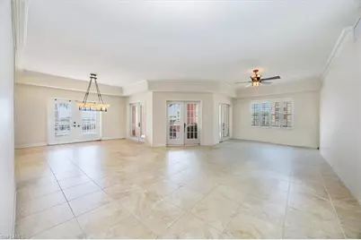 451 Bayfront Pl #5207, Naples, FL 34102 - Photo 2