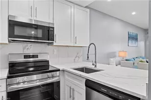 3322 Olympic Dr, Naples, FL 34105 - Photo 6