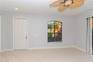 9138 Chula Vista St, Naples, FL 34113 - Photo 4