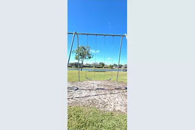 687 Grove Dr, Naples, FL 34120 - Photo 32