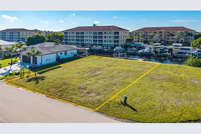 1906 Ottersrest Ln, Cape Coral, FL 33990 - Photo 12