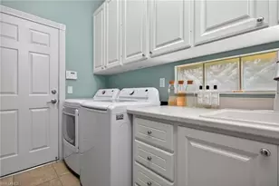 2271 Heydon Cir W, Naples, FL 34120 - Photo 24