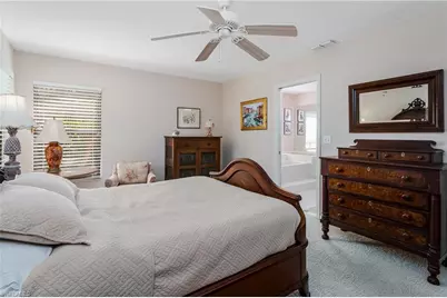 565 Kings Way, Naples, FL 34104 - Photo 16