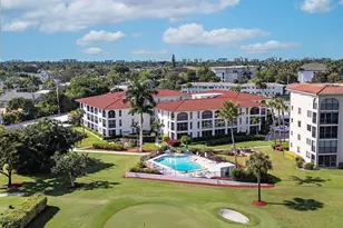 53 High Point Cir W, Naples, FL 34103 - Photo 2