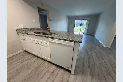 5307 Summerlin Rd #701, Fort Myers, FL 33919 - Photo 8