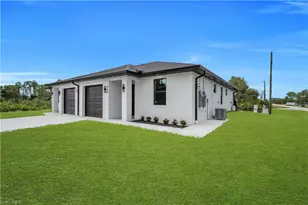 468 Bell Blvd S, Lehigh Acres, FL 33974 - Photo 2