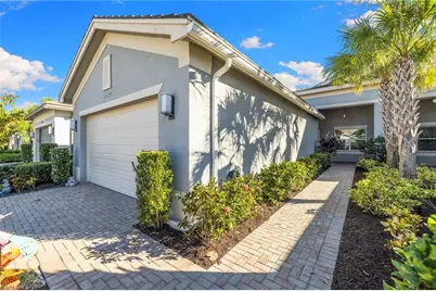 28539 Lobos Cir, Bonita Springs, FL 34135 - Photo 2