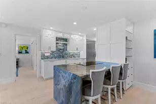 2171 Gulf Shore Blvd N, Naples, FL 34102 - Photo 10
