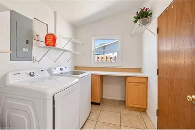 1270 Wisconsin Dr, Naples, FL 34103 - Photo 20