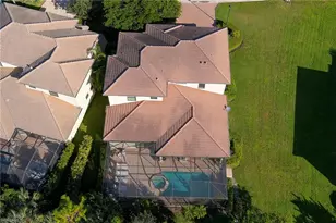 2863 Coco Lakes Dr, Naples, FL 34105 - Photo 46