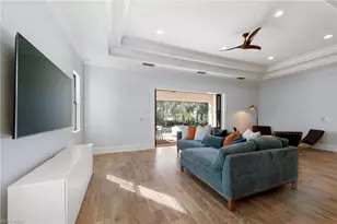 2863 Coco Lakes Dr, Naples, FL 34105 - Photo 4