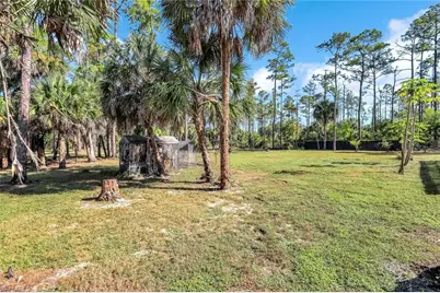 141 20th Ave NW, Naples, FL 34120 - Photo 30