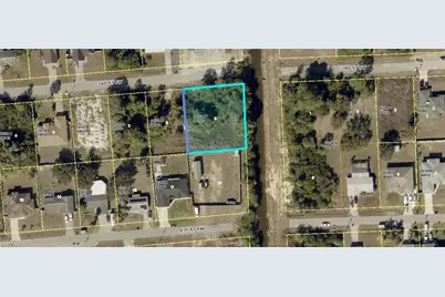4301 3rd St SW, Lehigh Acres, FL 33976 - Photo 2