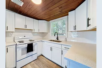 1915 Hill Ave, Fort Myers, FL 33901 - Photo 10