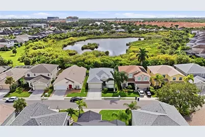 9080 Gladiolus Preserve Cir, Fort Myers, FL 33908 - Photo 4