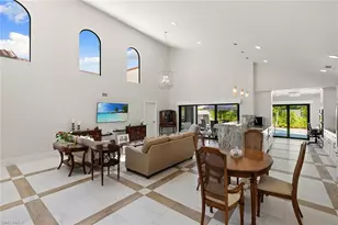 805 Sand Pointe Dr, Naples, FL 34108 - Photo 6