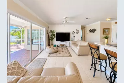 5301 Bayview Ct, Cape Coral, FL 33904 - Photo 14