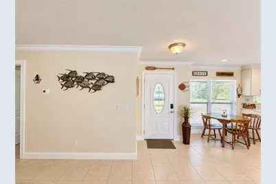 5301 Bayview Ct, Cape Coral, FL 33904 - Photo 10