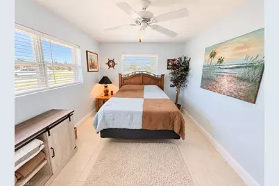 5301 Bayview Ct, Cape Coral, FL 33904 - Photo 22