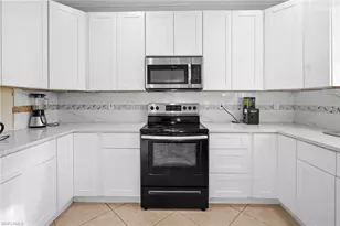 13020 Lake Meadow Dr, Fort Myers, FL 33913 - Photo 4