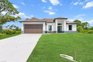 622 Beach Ave S, Lehigh Acres, FL 33974 - Photo 2