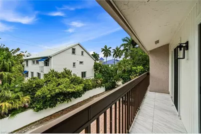 995 9th Ave S #4, Naples, FL 34102 - Photo 32