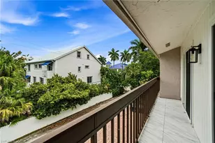 995 9th Ave S, Naples, FL 34102 - Photo 32