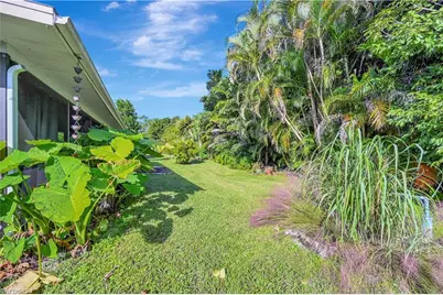 2367 Outrigger Ln, Naples, FL 34104 - Photo 24