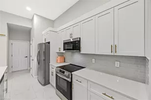 4101 NE 10th Ave, Cape Coral, FL 33909 - Photo 12