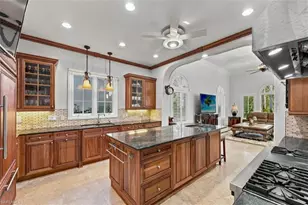 4660 Via Roma, Estero, FL 34134 - Photo 8