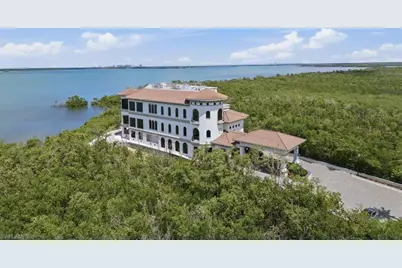 4660 Via Roma, Estero, FL 34134 - Photo 44