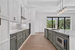 407 24th Ave NW, Naples, FL 34120 - Photo 10