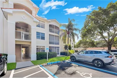 4630 Saint Croix Ln #812, Naples, FL 34109 - Photo 2
