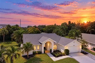 9878 Country Oaks Dr, Fort Myers, FL 33967 - Photo 4