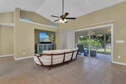 2021 Golden Gate Blvd W, Naples, FL 34120 - Photo 16