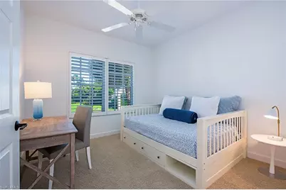 360 7th Ave S #4, Naples, FL 34102 - Photo 10
