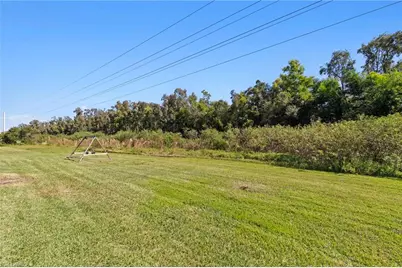 15369 Briarcrest Cir, Fort Myers, FL 33912 - Photo 40