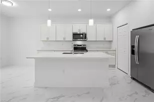 810 Jackson Ave, Lehigh Acres, FL 33972 - Photo 8