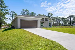 810 Jackson Ave, Lehigh Acres, FL 33972 - Photo 2