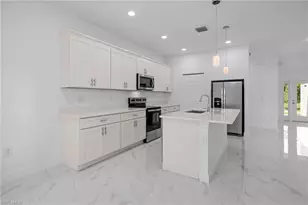 810 Jackson Ave, Lehigh Acres, FL 33972 - Photo 14