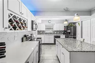 27099 Holly Ln, Bonita Springs, FL 34135 - Photo 14