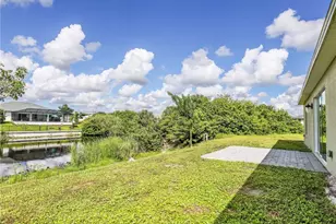 2810 NW 4th Pl, Cape Coral, FL 33993 - Photo 18