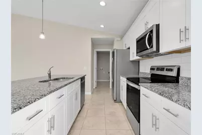 2810 NW 4th Pl, Cape Coral, FL 33993 - Photo 2